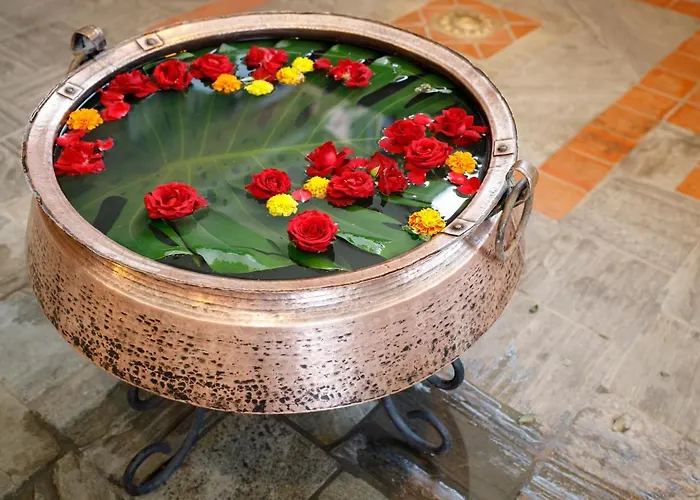 Hotel Manaslu 4*