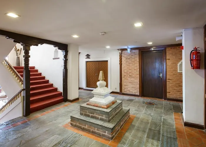 Hotel Manaslu 4*