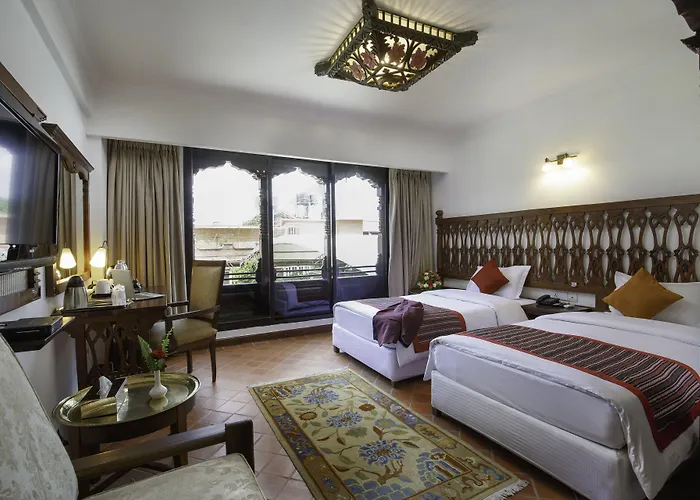 Manaslu 4*