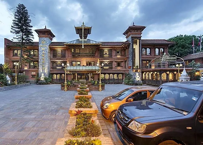 Hotel Manaslu 4*